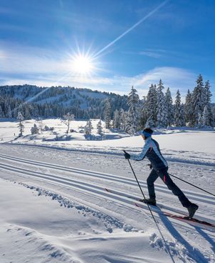 Otros deportes y actividades de nieve: material para alquilar en línea