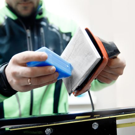Entretenir des skis dans les magasins Ekosport-rent