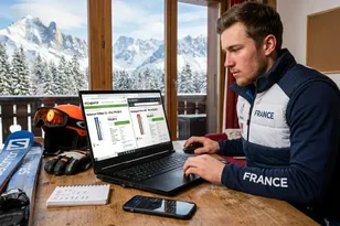 Un client réserve ses skis en ligne